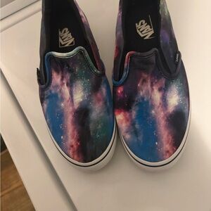 Vans womens  Slip-On Galaxy Print Sneakers
Size 9. Worn a few times